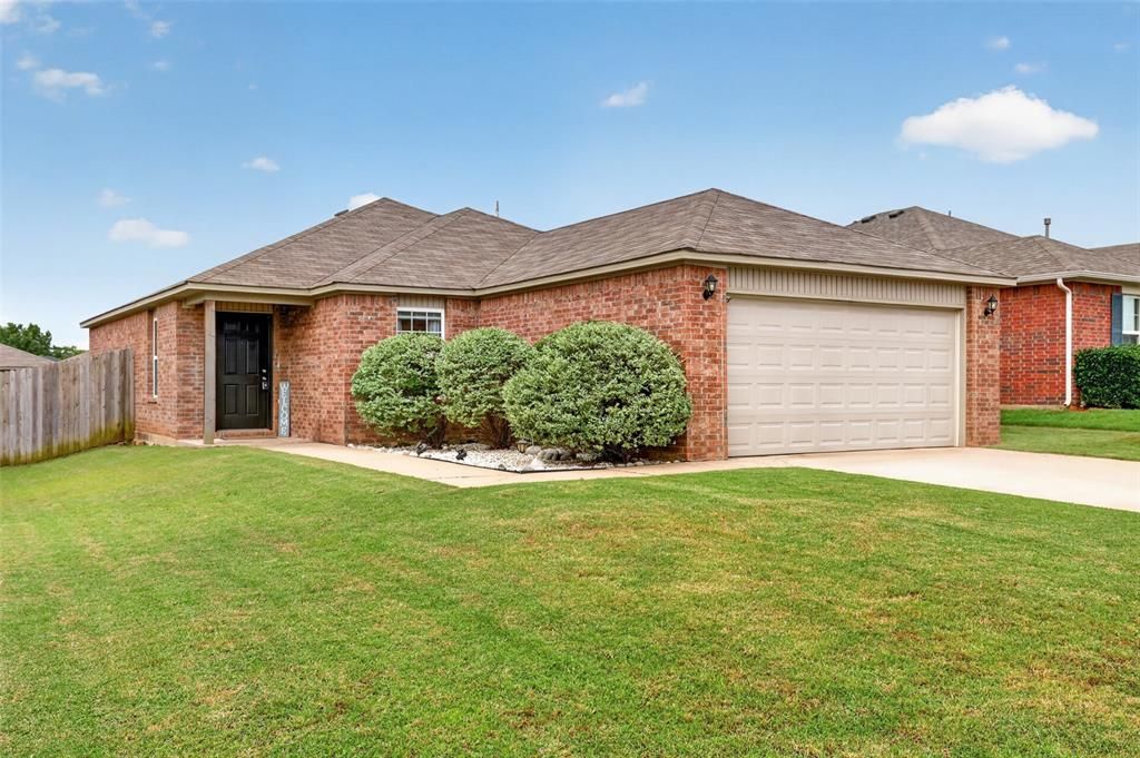 420 NE 19th Place, Newcastle, OK 73065