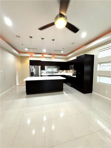 3006 S L Lane 4, Mcallen, TX 78503