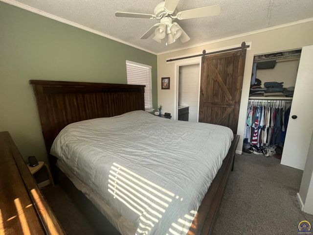 4001 SW 33rd TER, Topeka, KS 66614