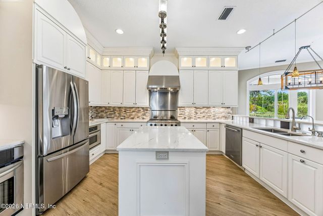 8230 MERGANSER Drive, Ponte Vedra Beach, FL 32082
