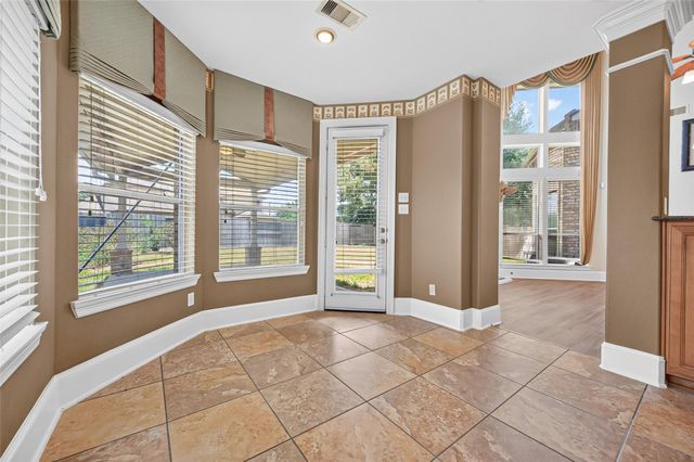 9735 Lansing Meadows Drive, Humble, TX 77396