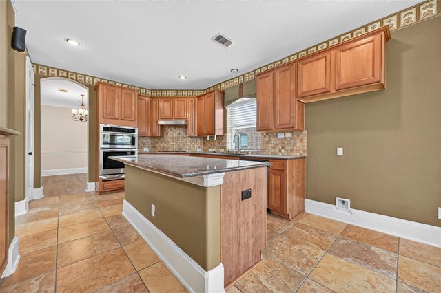 9735 Lansing Meadows Drive, Humble, TX 77396