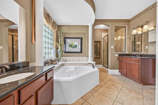 9735 Lansing Meadows Drive, Humble, TX 77396