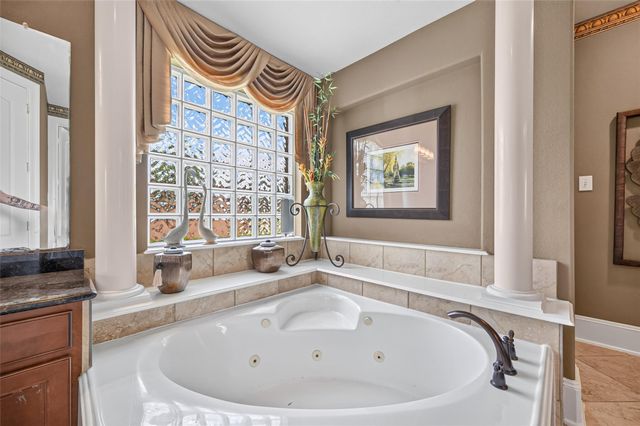 9735 Lansing Meadows Drive, Humble, TX 77396