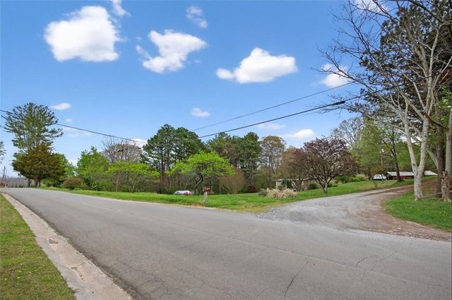 394 Old Howell Bridge Road, Ball Ground, GA 30107