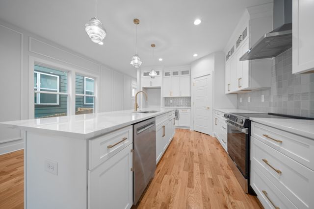 2118B Burns St, Nashville, TN 37216