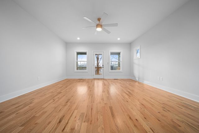 2118B Burns St, Nashville, TN 37216