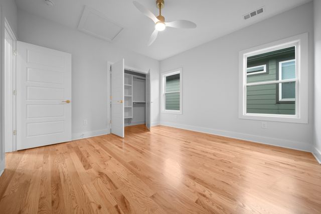 2118B Burns St, Nashville, TN 37216