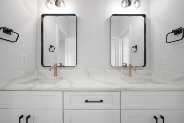 2118B Burns St, Nashville, TN 37216