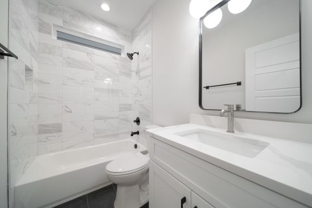 2118B Burns St, Nashville, TN 37216