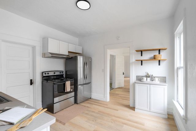 1014 W Spofford Ave, Spokane, WA 99205