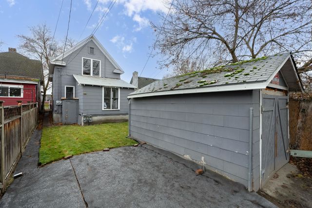 1014 W Spofford Ave, Spokane, WA 99205