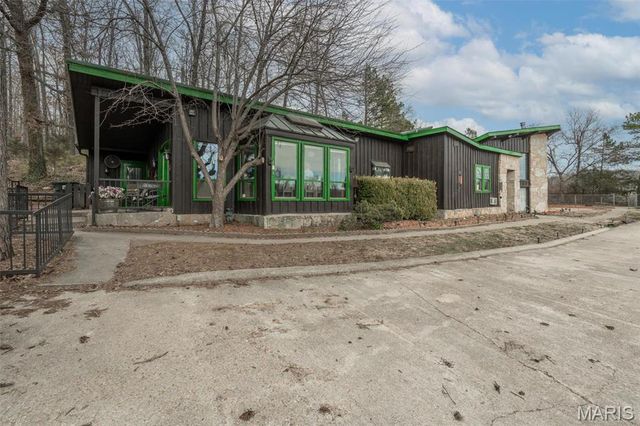 255 Wayne 406, Williamsville, MO 63967