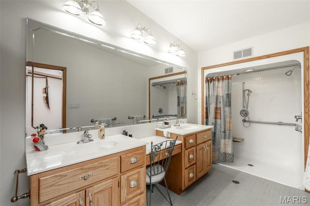 255 Wayne 406, Williamsville, MO 63967