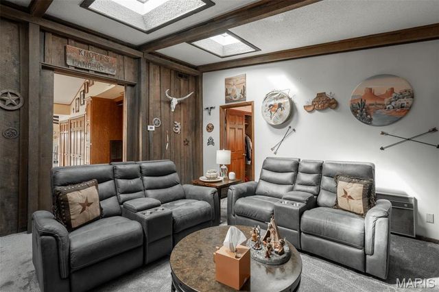 255 Wayne 406, Williamsville, MO 63967