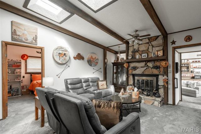 255 Wayne 406, Williamsville, MO 63967