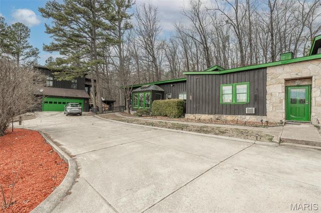 255 Wayne 406, Williamsville, MO 63967