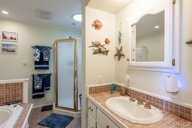 255 Wayne 406, Williamsville, MO 63967