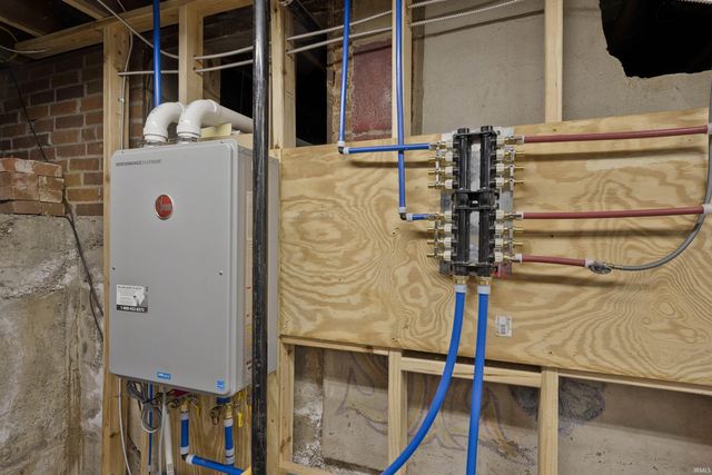 1980 Indian Mounds Boulevard, Evansville, IN 47715