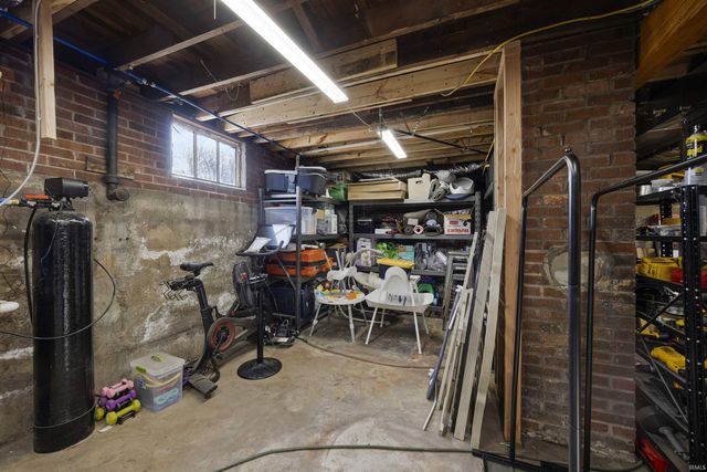 1980 Indian Mounds Boulevard, Evansville, IN 47715