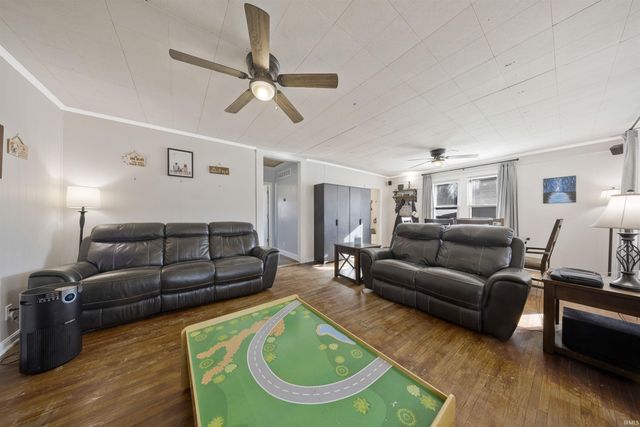 1980 Indian Mounds Boulevard, Evansville, IN 47715