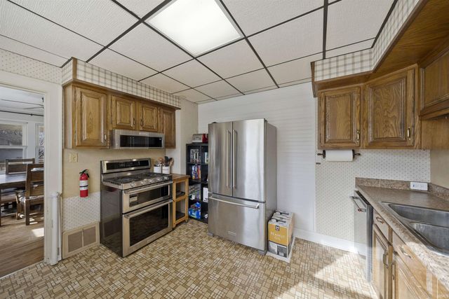 1980 Indian Mounds Boulevard, Evansville, IN 47715