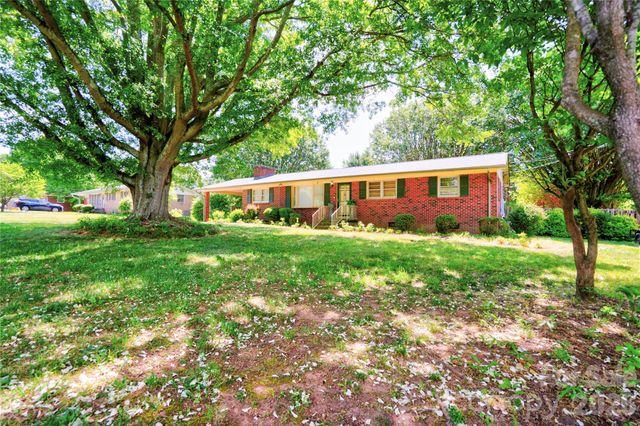 1202 Ridgemont Avenue, Shelby, NC 28150