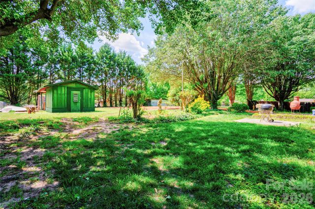 1202 Ridgemont Avenue, Shelby, NC 28150