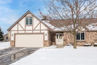 18730 Estate CIRCLE #A, Brookfield, WI 53045