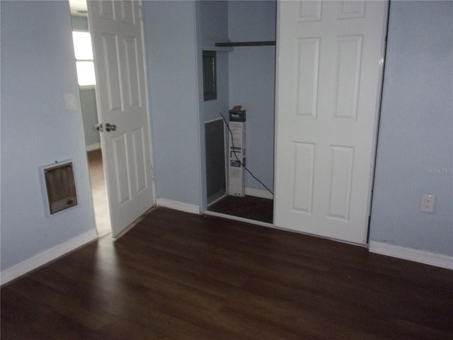 5206 7TH STREET, Zephyrhills, FL 33542