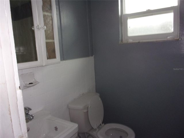 5206 7TH STREET, Zephyrhills, FL 33542