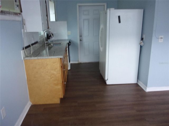 5206 7TH STREET, Zephyrhills, FL 33542