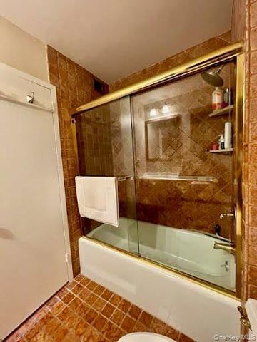 25 Rockledge Avenue 711B, White Plains, NY 10601