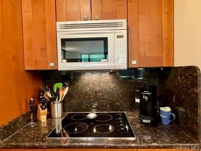 25 Rockledge Avenue 711B, White Plains, NY 10601