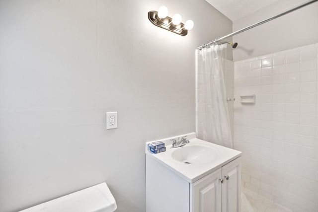 5121 Heather SE Road, Smyrna, GA 30082