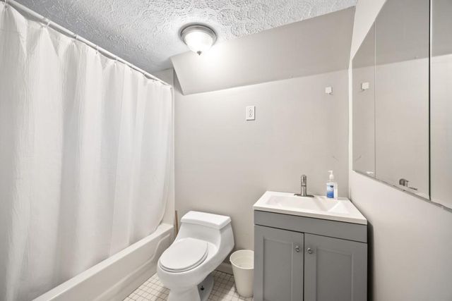 5121 Heather SE Road, Smyrna, GA 30082