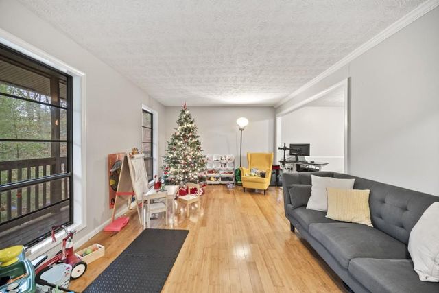 5121 Heather SE Road, Smyrna, GA 30082