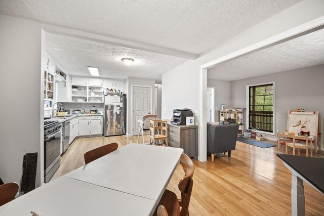 5121 Heather SE Road, Smyrna, GA 30082