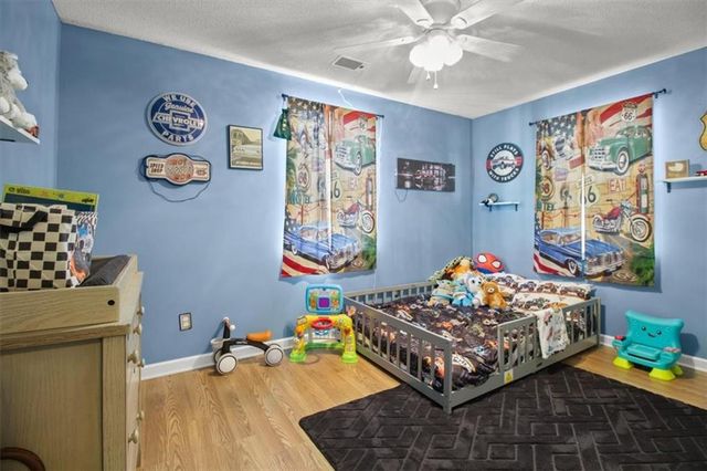 1005 W Marlow Street, Odessa, MO 64076