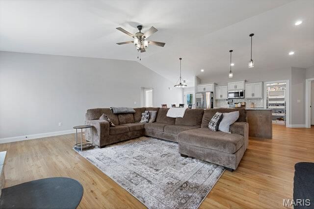 21 Knollwood Court, Cottleville, MO 63304