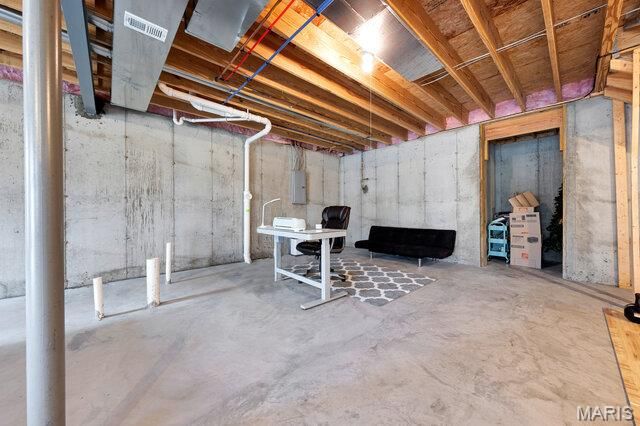 21 Knollwood Court, Cottleville, MO 63304