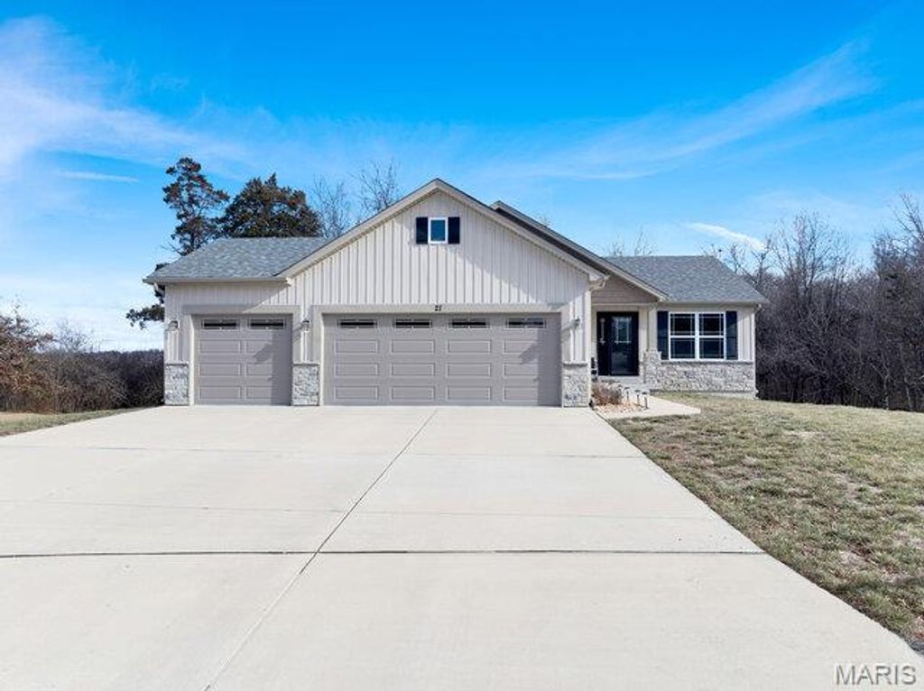 21 Knollwood Court, Cottleville, MO 63304