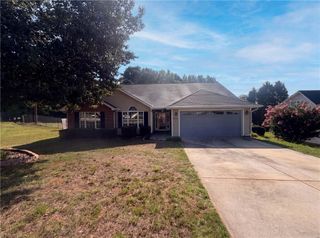 5702 River Glen Drive, Greensboro, NC 27455