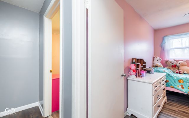 320 New York Street, Austin, IN 47102