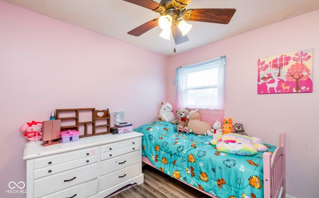 320 New York Street, Austin, IN 47102