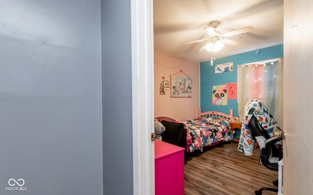 320 New York Street, Austin, IN 47102