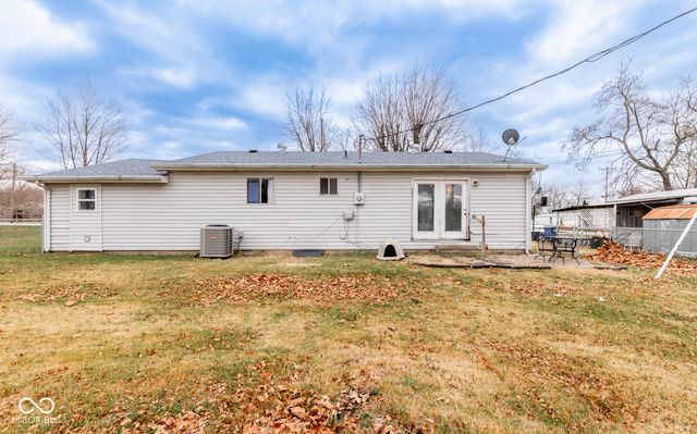 320 New York Street, Austin, IN 47102