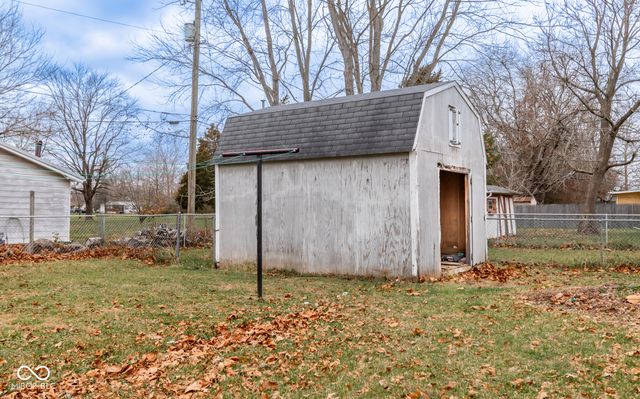 320 New York Street, Austin, IN 47102