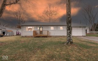 320 New York Street, Austin, IN 47102