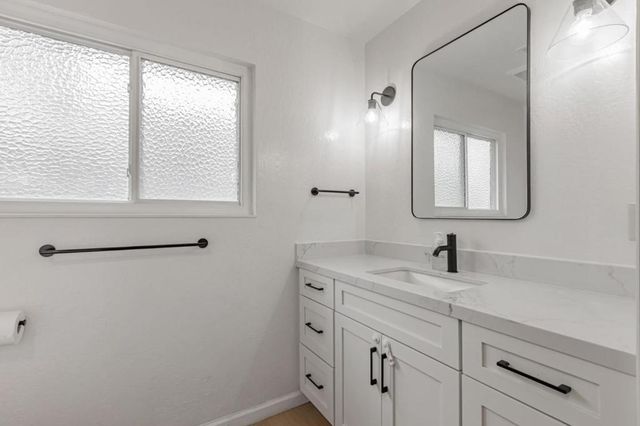 2337 Walden Square, San Jose, CA 95124